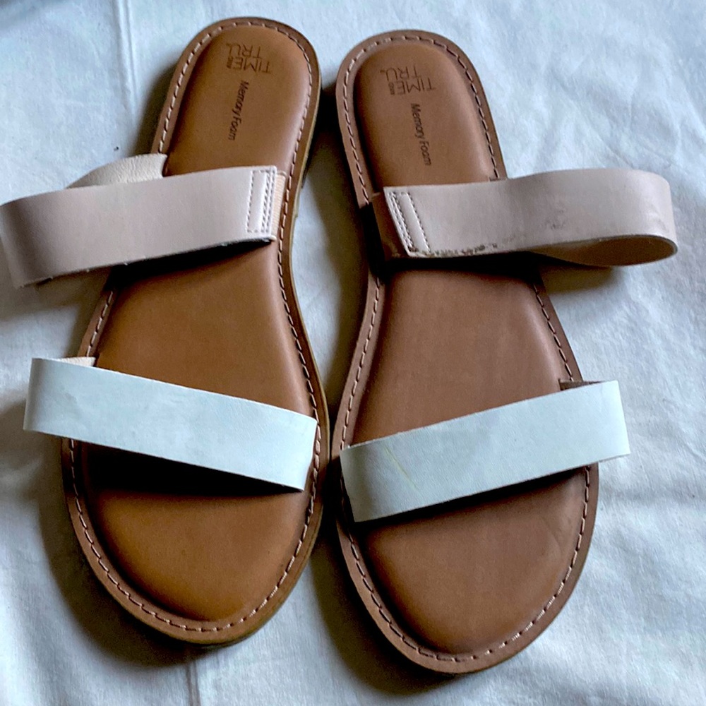 Ladies shoes